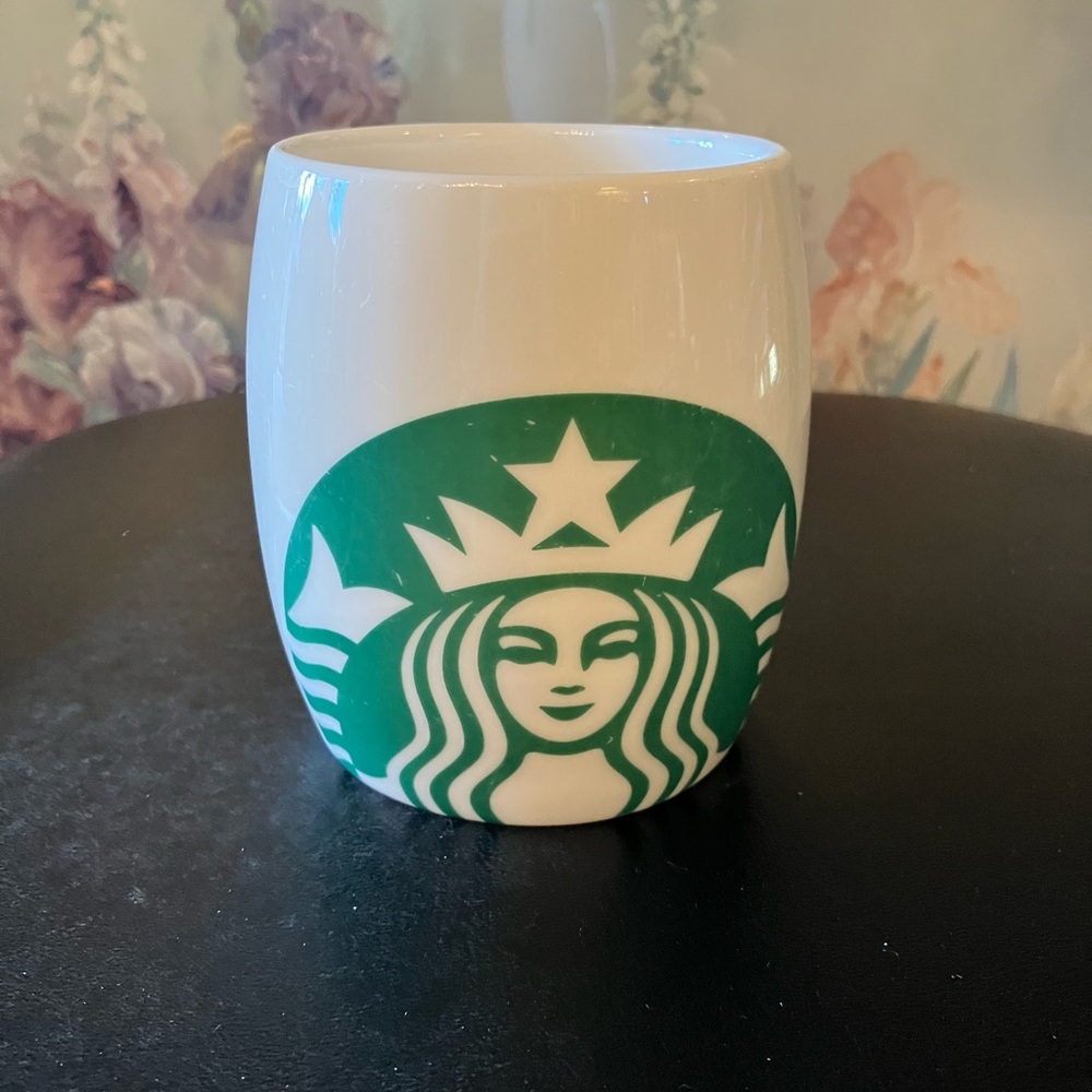 STARBUCKS COFFEE MUG/CUP GREEN AND WHITE 💋